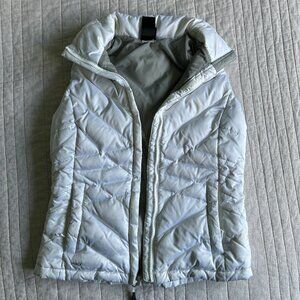 The North Face 550 Quilted Puffer Vest Bright White XS